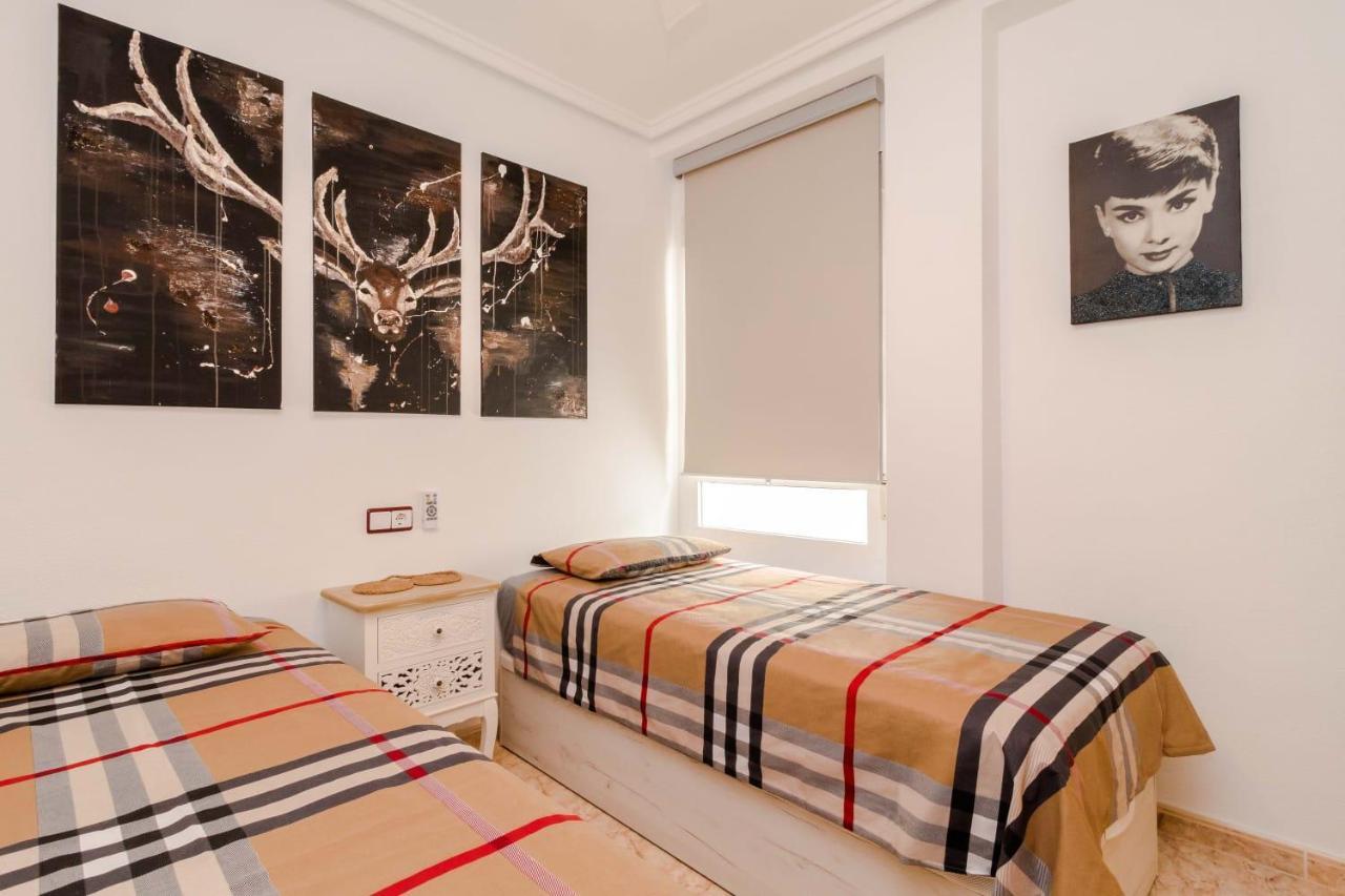 Residenz Habaneras Apartment Torrevieja Ngoại thất bức ảnh