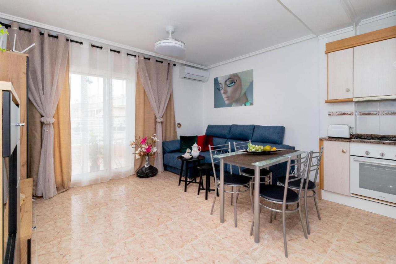 Residenz Habaneras Apartment Torrevieja Ngoại thất bức ảnh