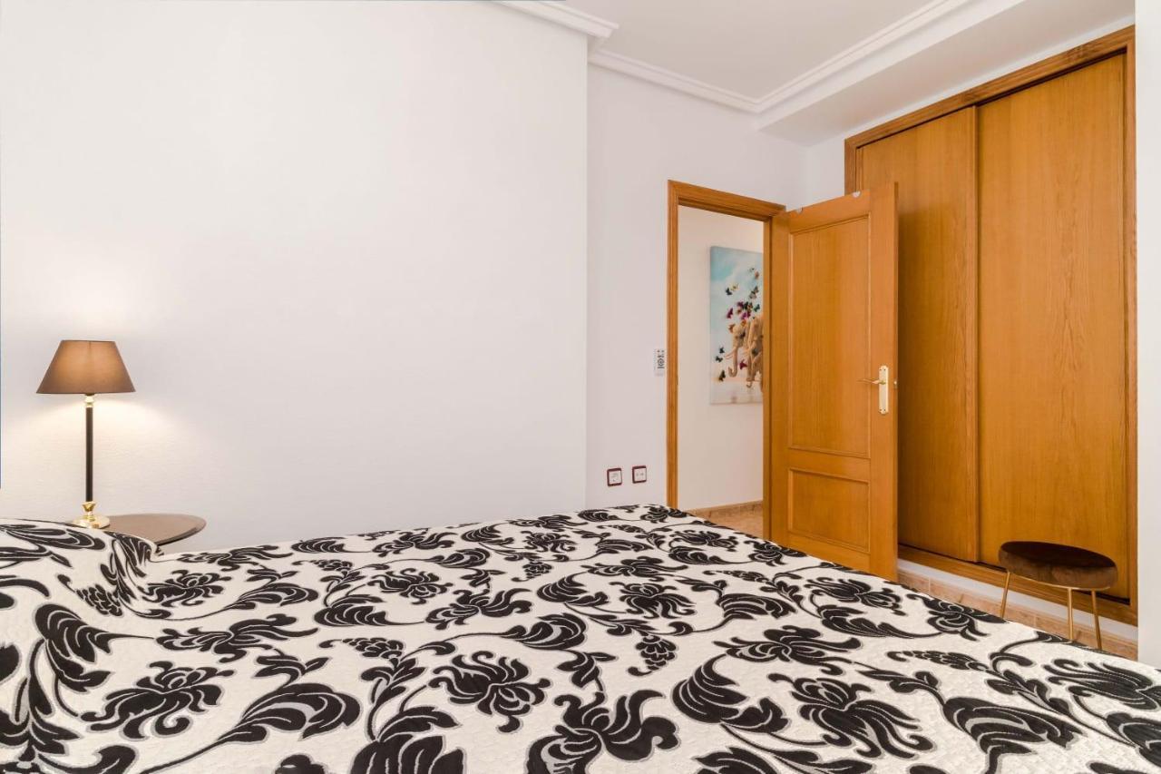 Residenz Habaneras Apartment Torrevieja Ngoại thất bức ảnh